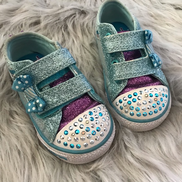 sketchers girls light up shoes